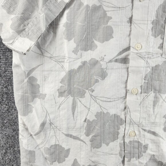 Quiksilver Quicksilver Button Up Shirt Men Small Mid Fit Gray White Floral Surf - Picture 7 of 16